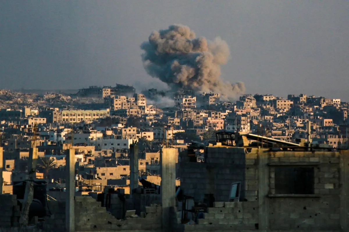 مقتل 15 فلسطينياً بقصف إسرائيلي على غزة