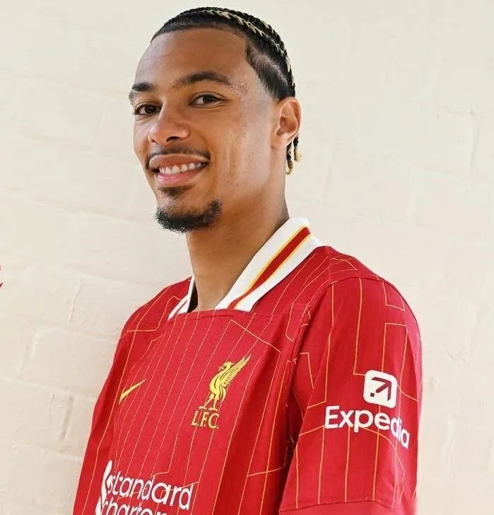 ليفربول يواصل إنفاقه الصيفي الضخم بصفقة إيكيتيكي