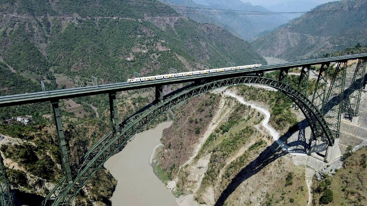 Chenab Bridge is a ‘mile sur mera tumhara' moment. Now Bollywood should return to Kashmir