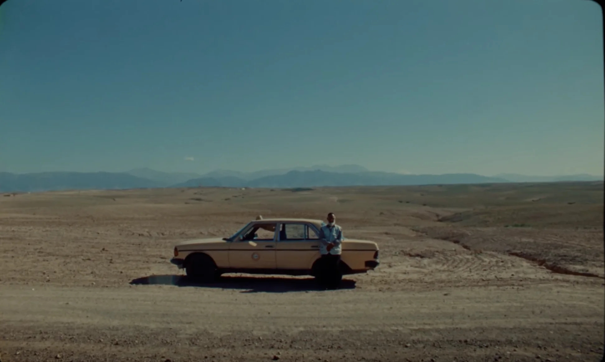 Merci Dix : A thank you and farewell to Morocco's iconic Mercedes Taxis
