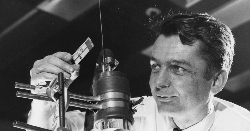 Ivar Giaever, Nobel Winner in Quantum Physics, Dies at 96