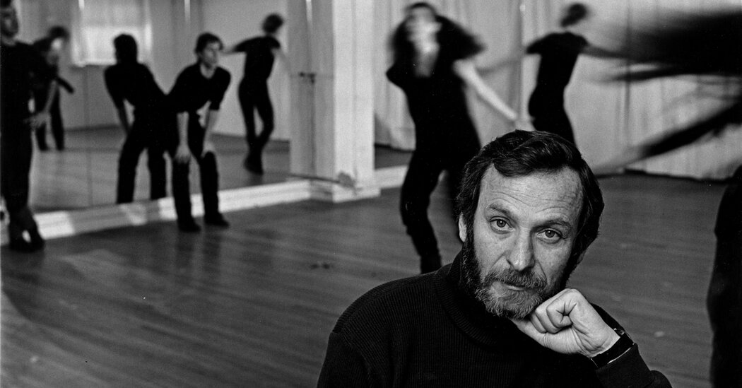Charles Reinhart, a Force in Mainstreaming Modern Dance, Dies at 94