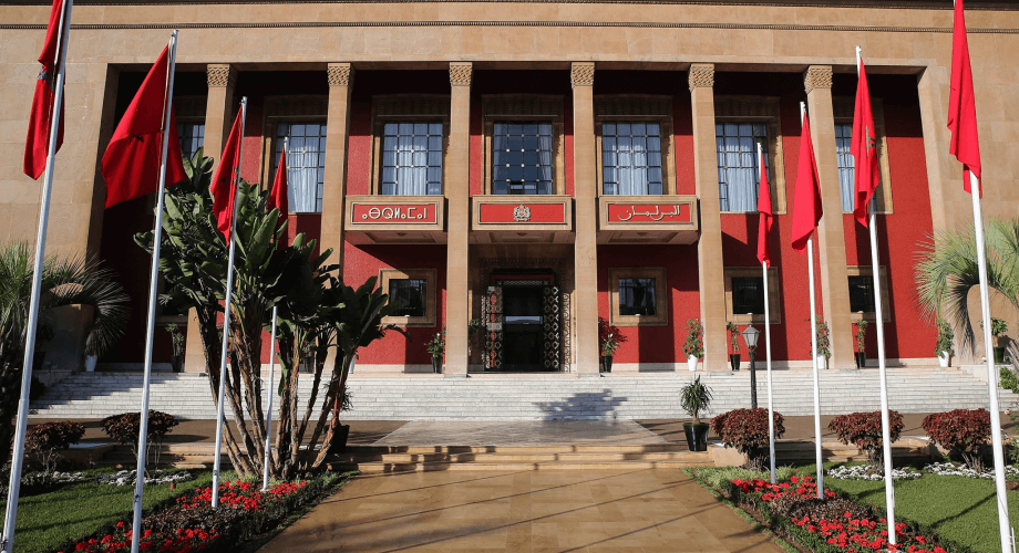 توحيد لوحات تسجيل السيارات يصل إلى البرلمان