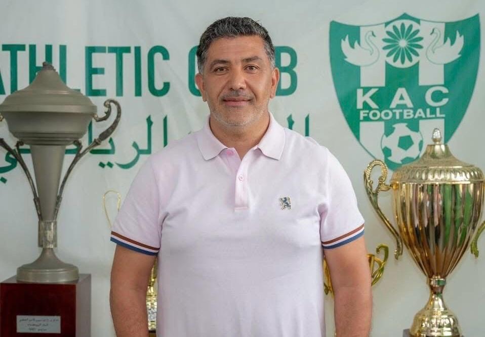 رسميا.. النادي القنيطري يتعاقد مع المدرب التونسي طارق الحضيري