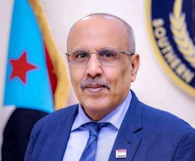 رئيس الجمعية الوطنية يُعزّي حمدي غازي في وفاة والدته