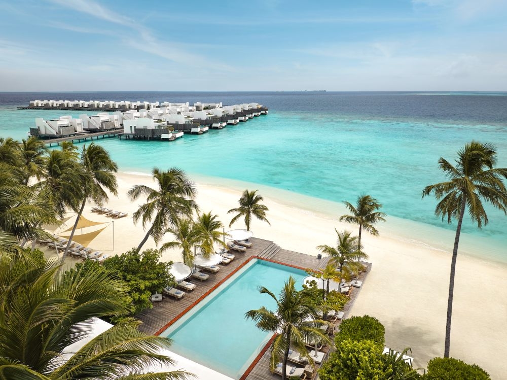 Jumeirah Olhahali Island Welcomes Shimmers'Chef Emanuele for an Exclusive Culinary Residency This July