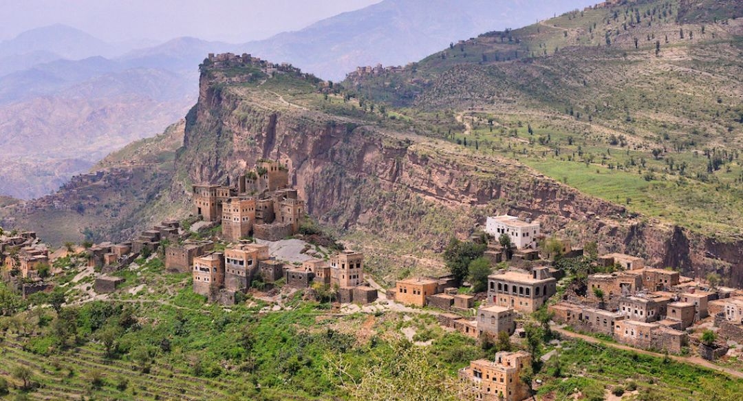 مصنع حبوب مخدرة لمليشيا الحوثي يهدد الأمن ويغذي التهريب في اليمن