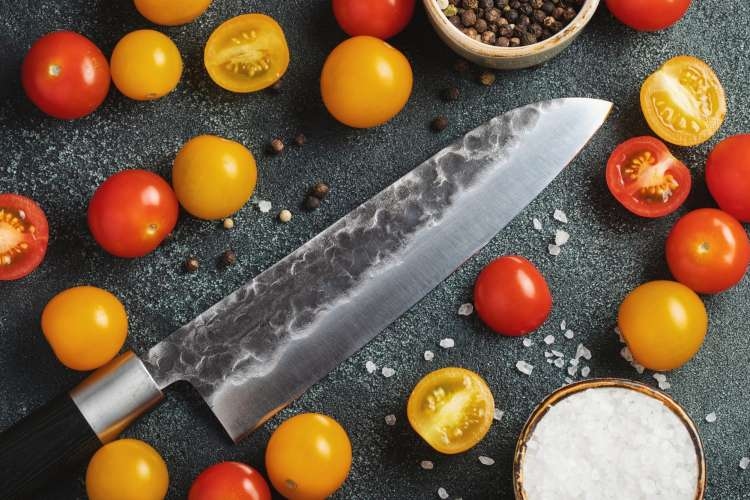 Top Features to Look for in a Bull Cutter Knife in USA – Damascus Knife Store