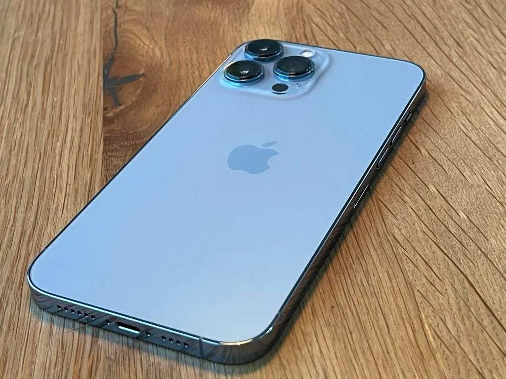 Exploring iOS 15: New Features on the iPhone 13 Pro Max
