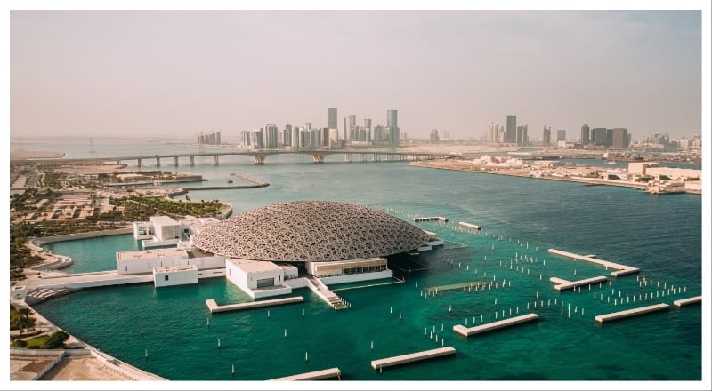Heading to see Dave Chappelle in Abu Dhabi? Make it a full-day cultural escape
