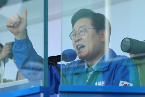 Civilian control of military emerges as key focus of Lee Jae-myung campaign