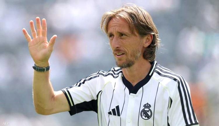 أليغري يعلن ضم مودريتش إلى ميلان الإيطالي