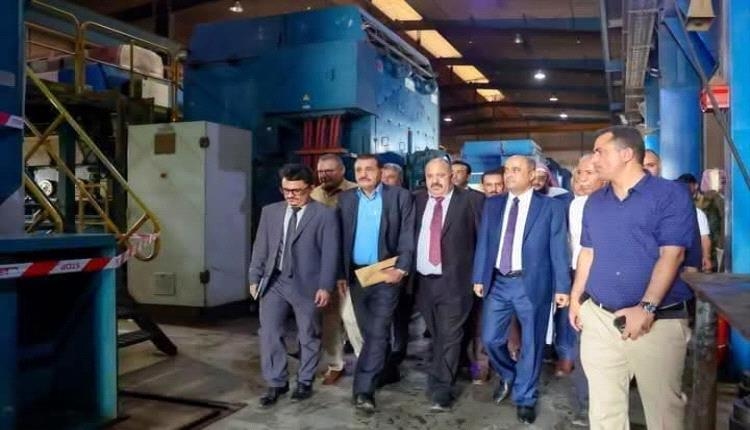 تقرير خاص يستعرض أبرز القضايا المطروحة على طاولة حكومة " سالم بن بريك"