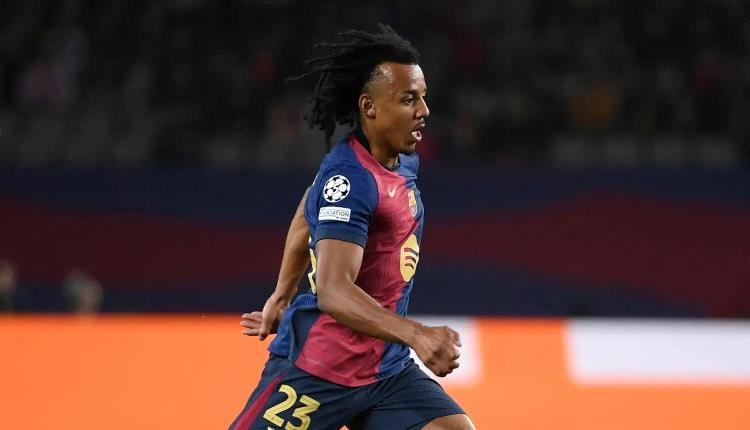 برشلونة يسابق الزمن لتجديد عقد كوندي