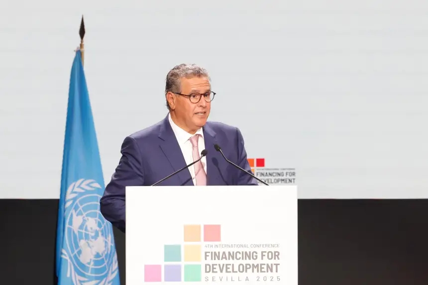 أخنوش يدعو بإشبيلية لإصلاح النموذج "التقليدي" لتمويل التنمية في العالم