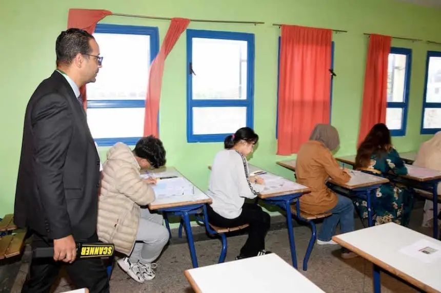 الوزارة تُشهر سلاح التكنولوجيا ضد الغشاشين في الباكالوريا.. تقنيات إلكترونية متطورة ترصد المتلاعبين بدءا من الاستدراكية