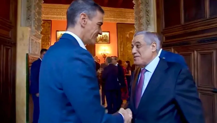 عنتريات "الكابرانات" تتحول إلى وهن وانكسار.. الوزير الاول الجزائري يتسول لـ"سانشيز" من أجل زيارة الجزائر (فيديو)