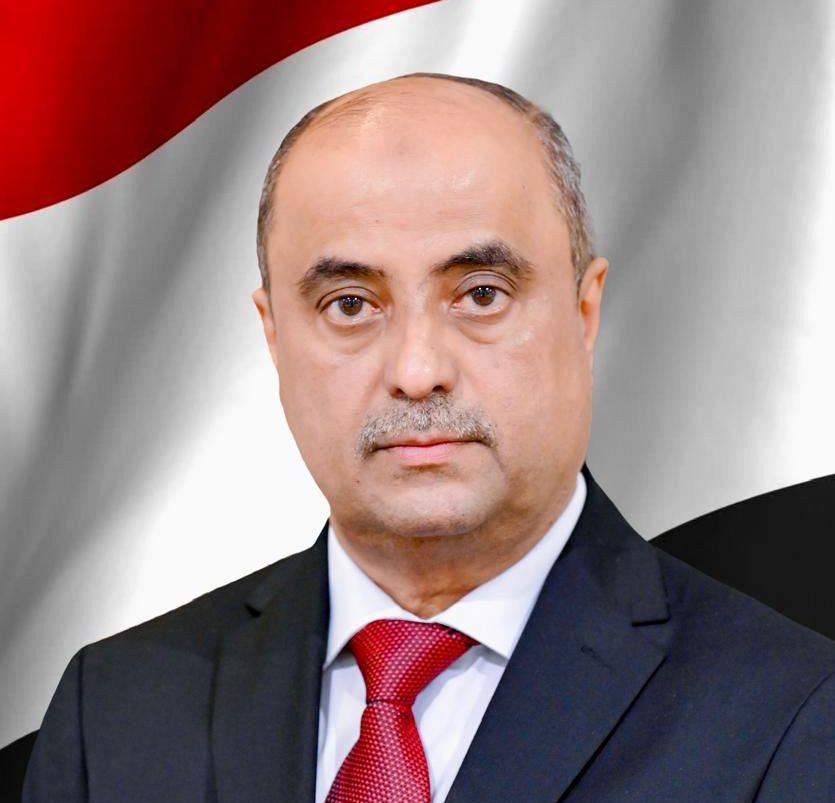 رئيس الوزراء يعزي بوفاة وزير الخارجية الأسبق أحمد بركات ويشيد بمناقبه الوطنية ومسيرته النضالية