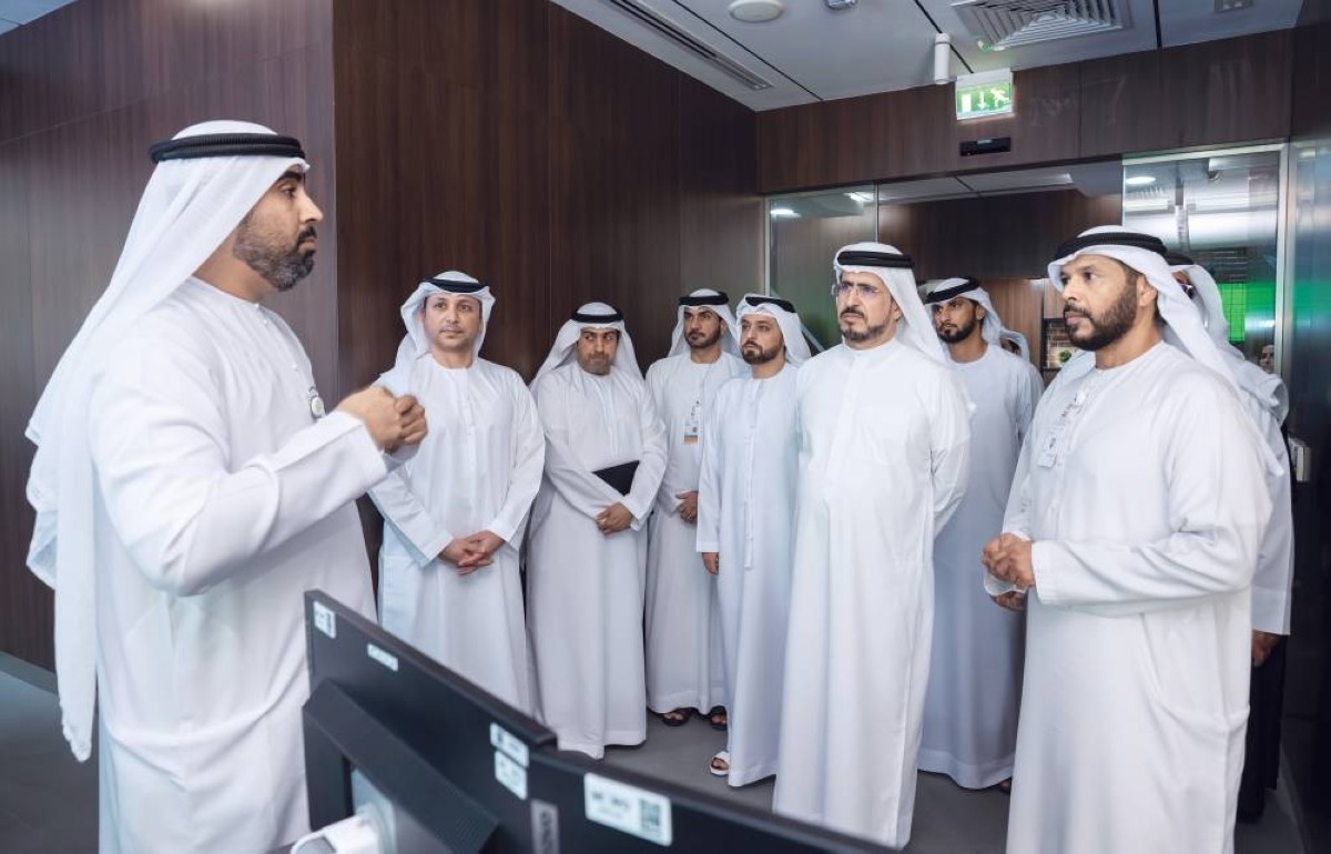 بلدية دبي تطّلع على بنية «مورو» الرقمية وحلولها الذكية