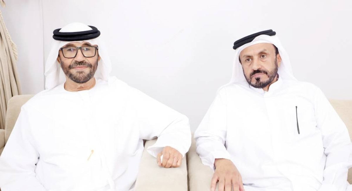 أحمد بن محمد يقدّم واجب العزاء في وفاة محمد سهيل العامري