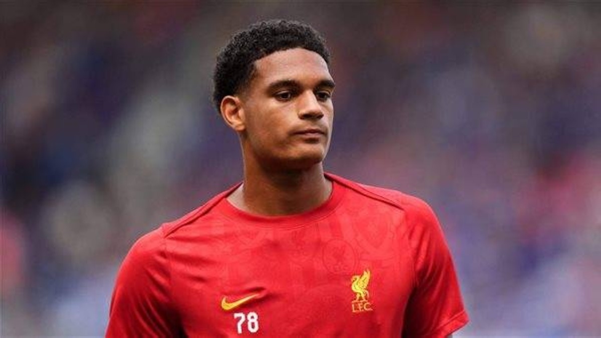 ليفركوزن يتعاقد مع المدافع كوانساه من ليفربول