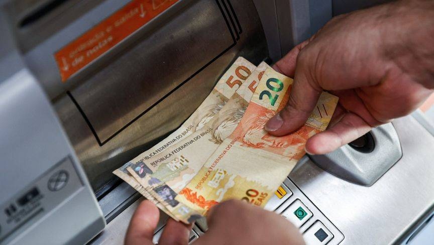 الأصول البرازيلية تنهار بعد تهديد ترمب برفع الرسوم الجمركية