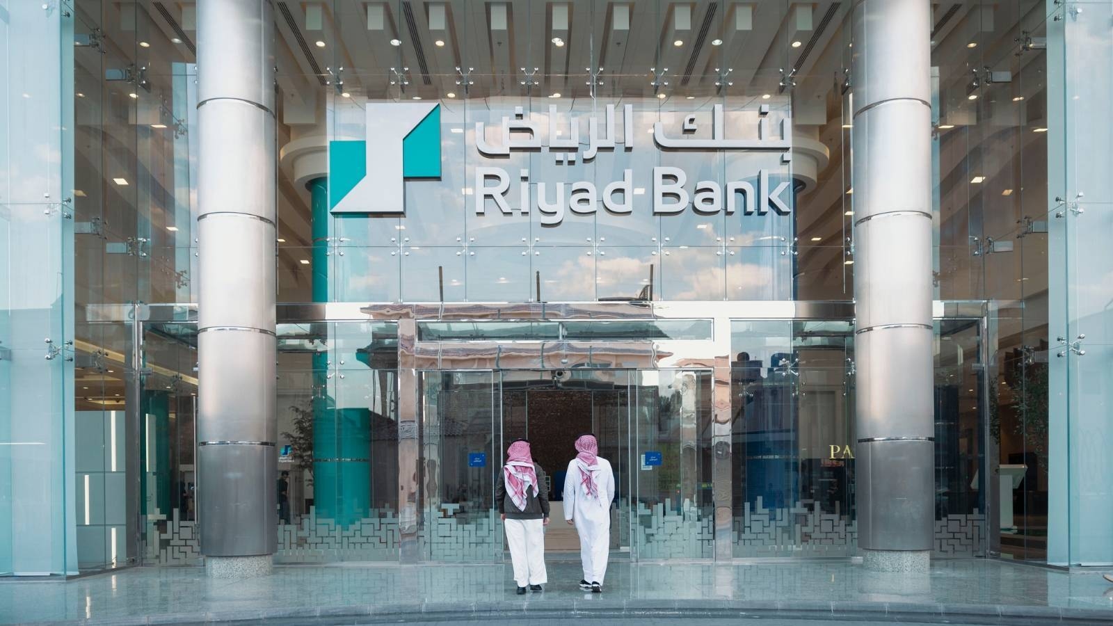 "بنك الرياض" يعتزم إصدار شهادات ائتمان مقومة بالدولار لأغراض مصرفية عامة