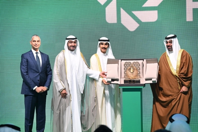 بيت التمويل الكويتي يطلق الهوية البصرية الجديدة للبنك الأهلي المتحد