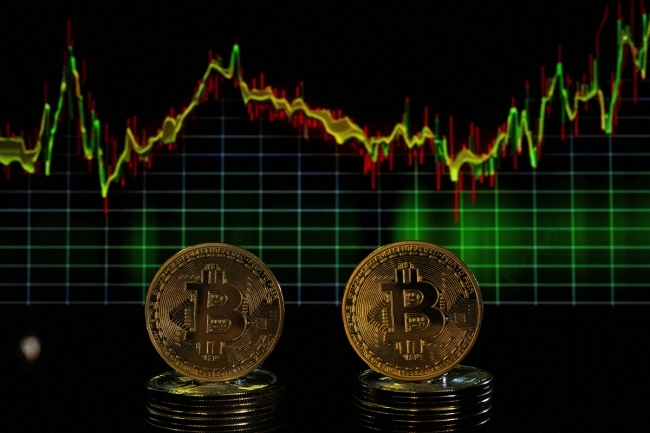 سعر قياسي جديد لعملة بتكوين عند 123 ألف دولار