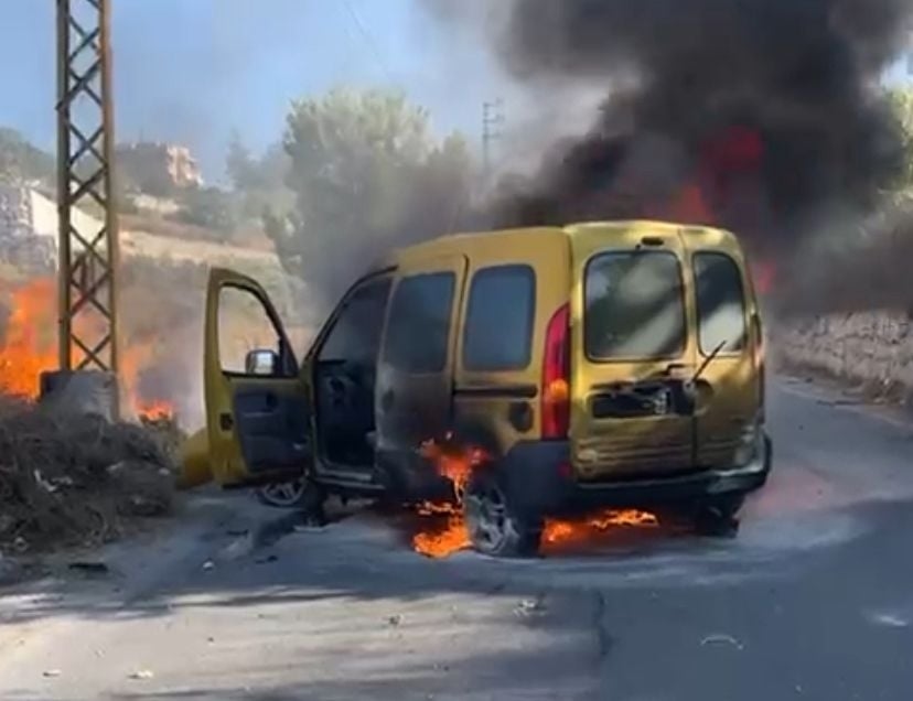 مركز عمليات طوارئ الصحة العامة: الغارة الإسرائيلية على سيارة في بلدة دير كيفا قضاء صور أدت إلى سقوط شهيد