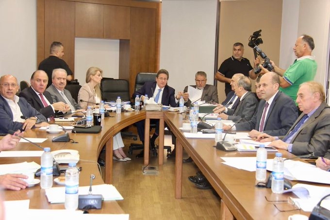 تقدم في اقرار بنود قانون إصلاح المصارف…وكنعان: نكرر مطالبة الحكومة بقانون الودائع