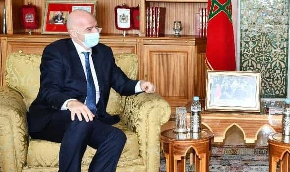 رئيس الفيفا ينعي بأسى وفاة أسطورة الكرة المغربية الراحل أحمد فرس