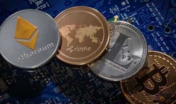 تباين أسعار العملات الرقمية و"بيتكوين" تستقر فوق 107 آلاف دولار