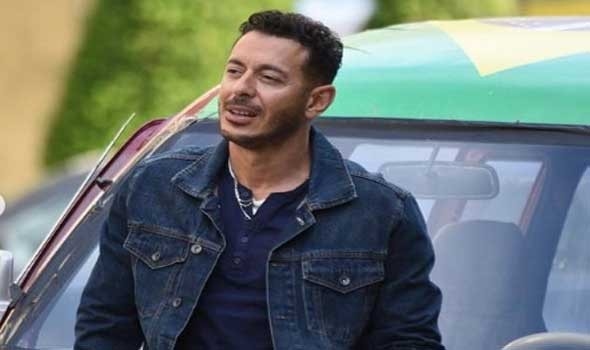 مصطفى شعبان يتحدث عن حالة والده الصحية