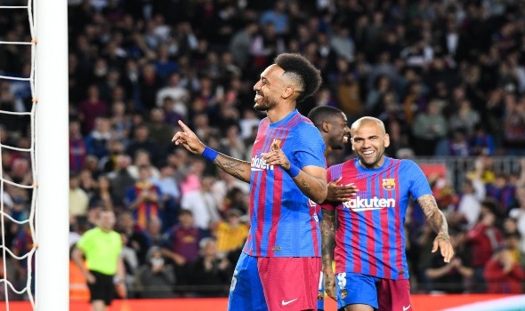 نجم برشلونة رافينيا يهاجم جدول كأس العالم للأندية ويطالب بمراعاة اللاعبين