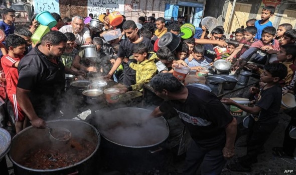 سكان غزة يرفضون خطة ترمب للتهجير رغم الموت والدمار