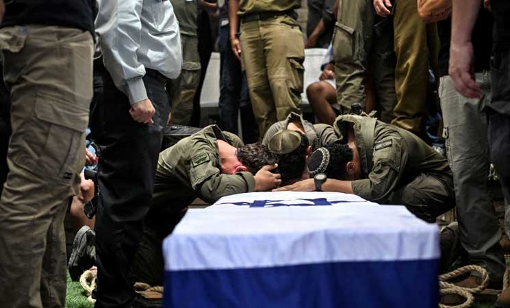 المعارضة الإسرائيلية عن مقتل 3 عسكريين في غزة: نتنياهو يبيع جنوده