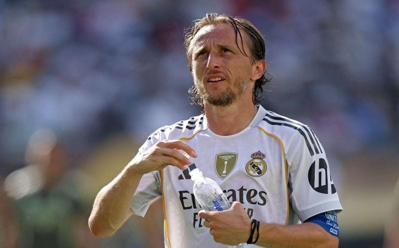 نهاية حزينة لرحلة مودريتش مع ريال مدريد