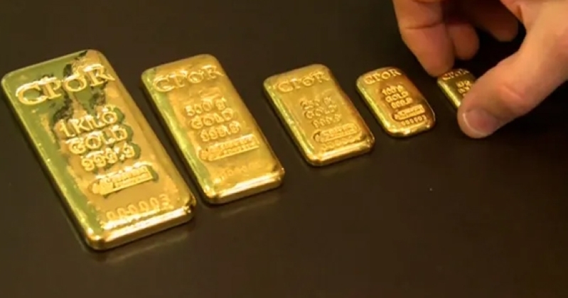 الذهب يصعد وسط ضعف الدولار وترقب سياسة المركزي الأميركي