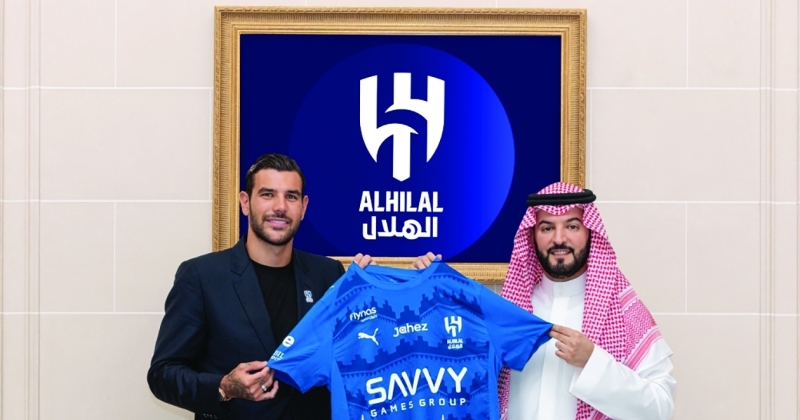 الهلال يعلن تعاقده مع ثيو هرنانديز
