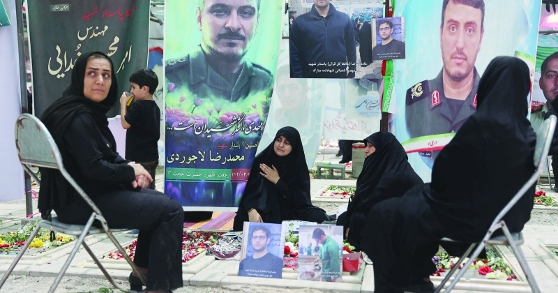 خامنئي: قادرون على الوصول لمواقع أميركية مهمة
