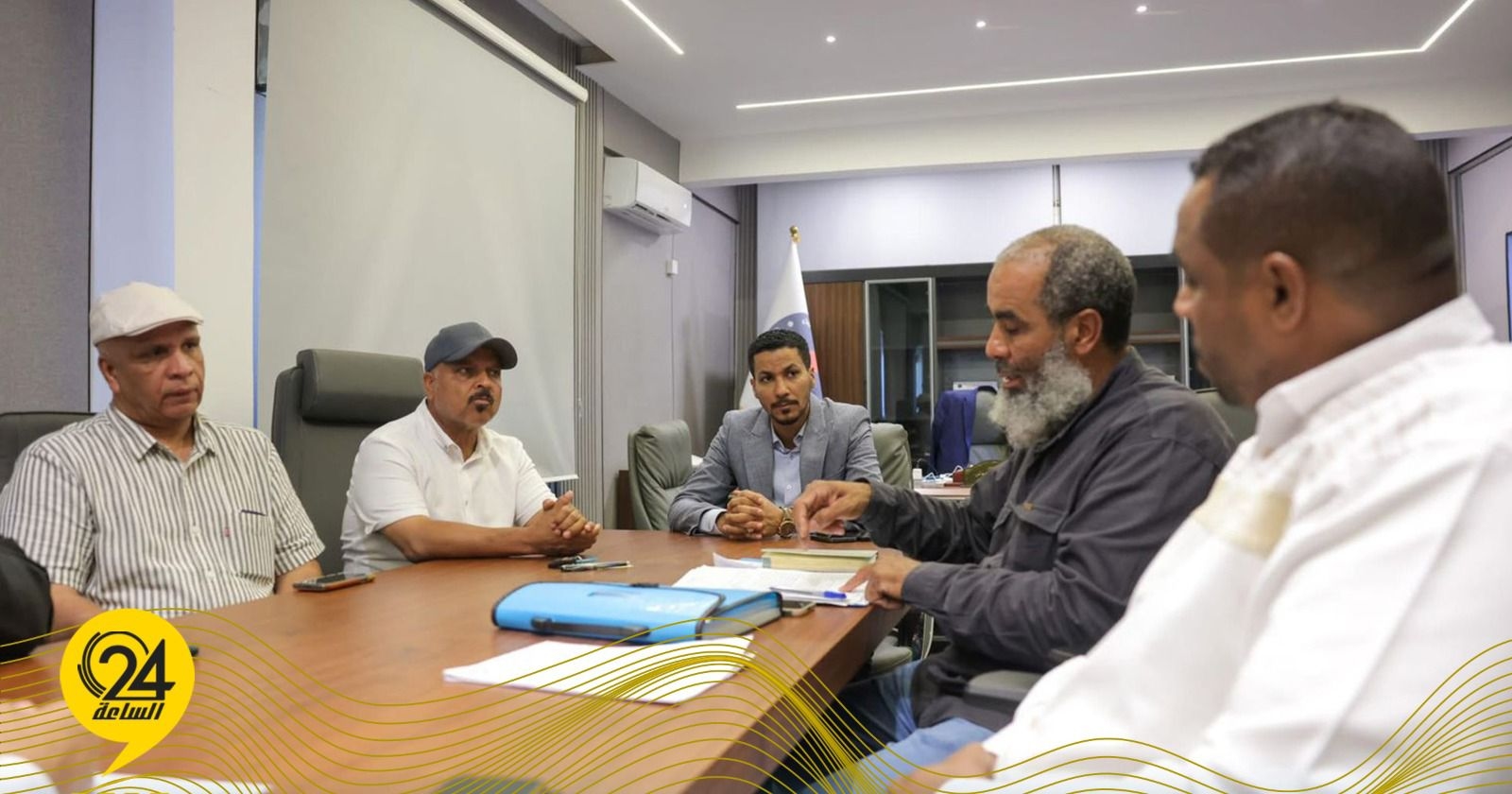 العبدلي يبحث دعم شبكة الكهرباء في الجفرة وتعزيز التعاون مع قطاع الزراعة