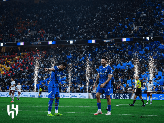 قناص الهلال يغيب أمام مانشستر سيتي