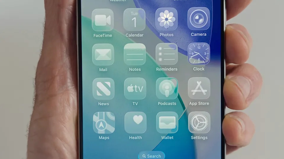 أبل تطلق النسخة التجريبية الثانية من iOS 26