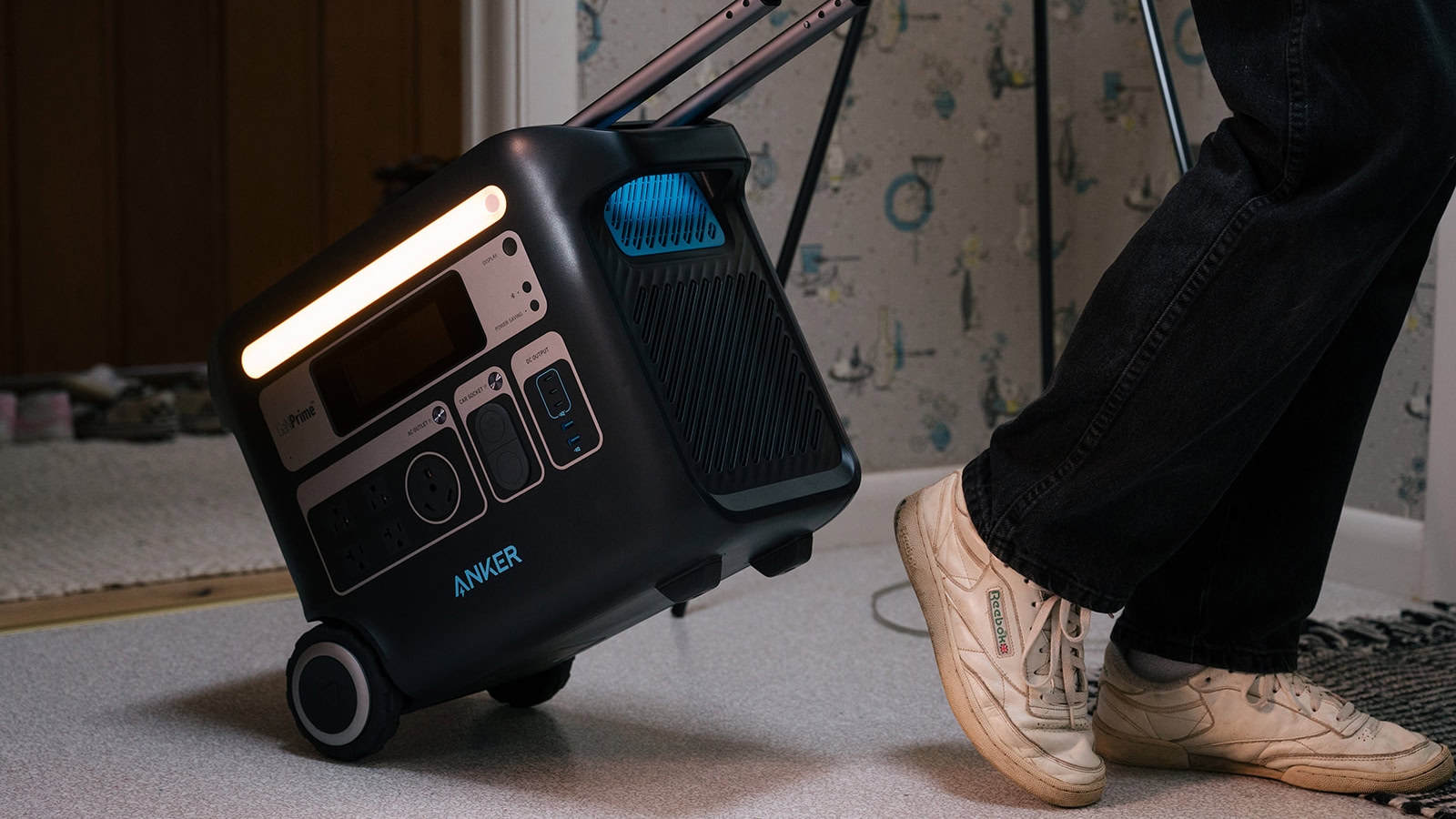 Save a whopping $900 on the Anker SOLIX F2000 Power Station