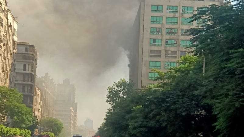 : يعلن وزير الشؤون النيابية موعد عودة خدمات الهاتف المحمول في مصر