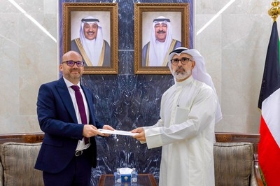 Amir Of Kuwait Receives Invitation From French President Macron