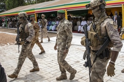 11 terrorists surrender to Malian army