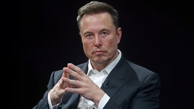 Elon Musk threatens new political party amid rift with Trump