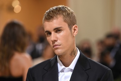 Justin Bieber releases 'Swag,' his long-awaited seventh album